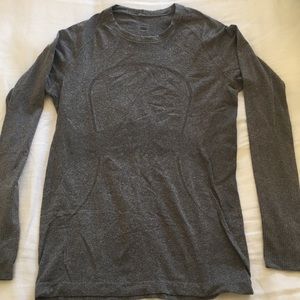 Lululemon anti-stink long sleeve top
